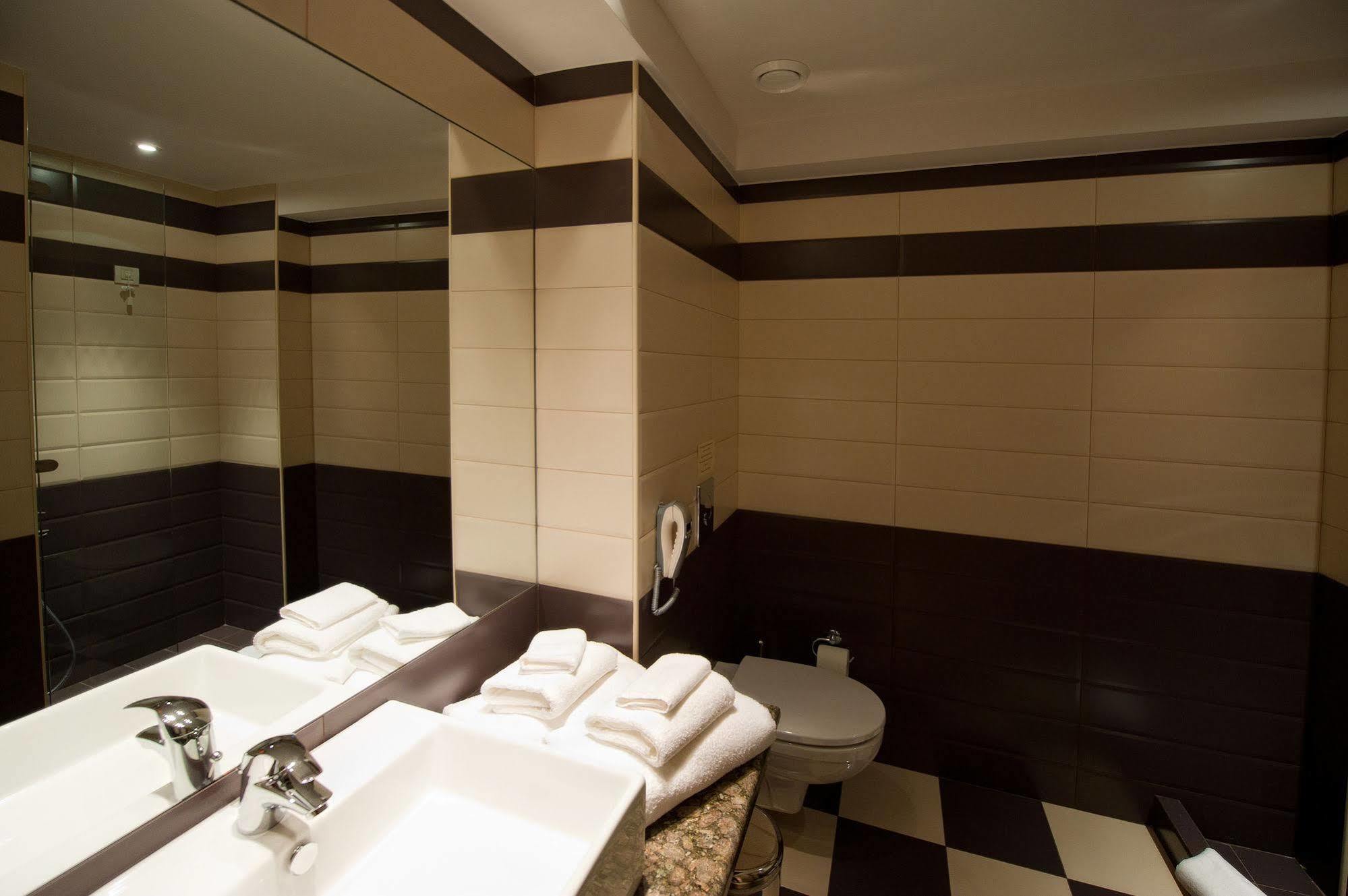 Mir Boutique Hotel Ioannina Luaran gambar